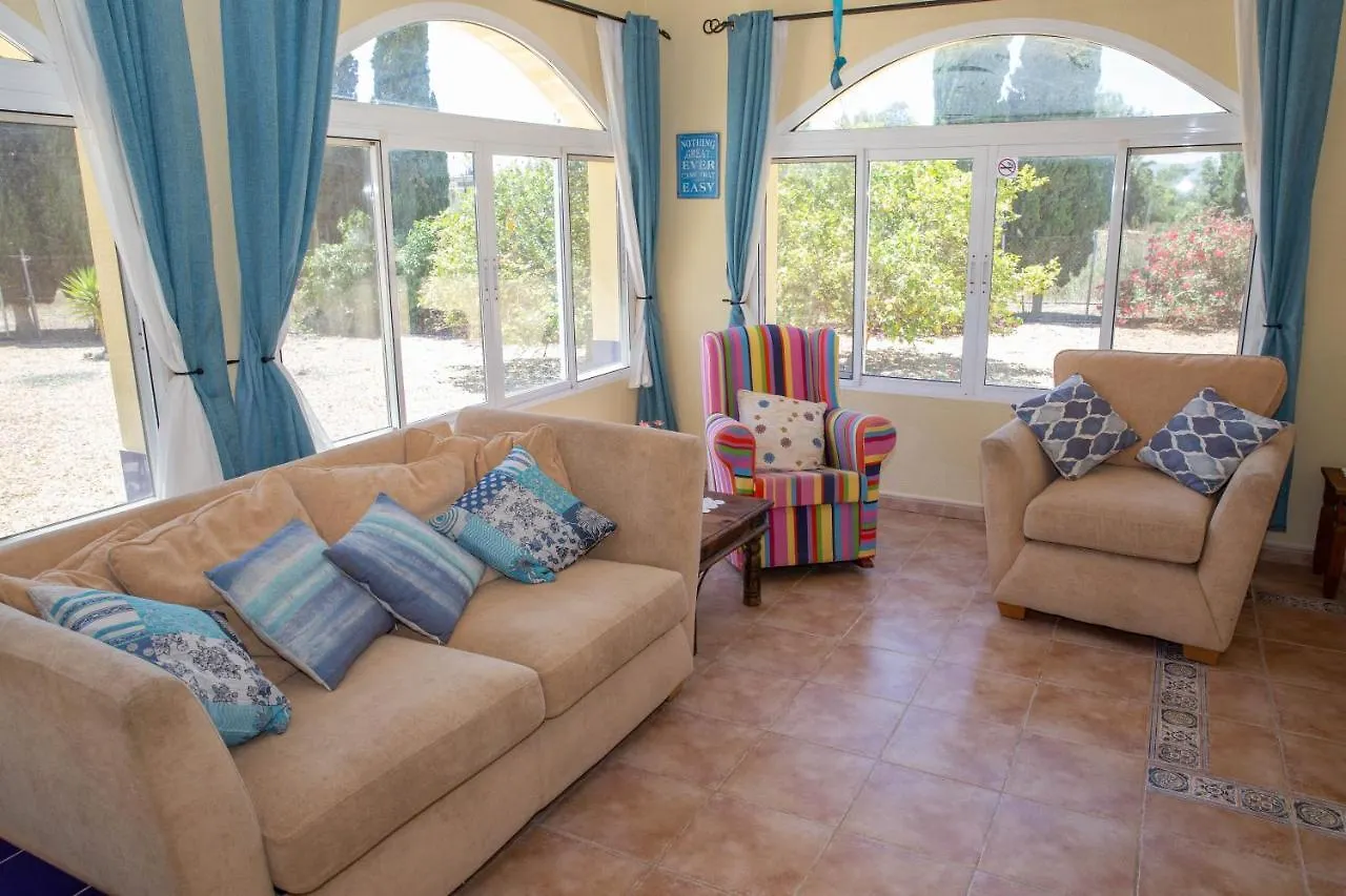 אלמריה Villa Mariana