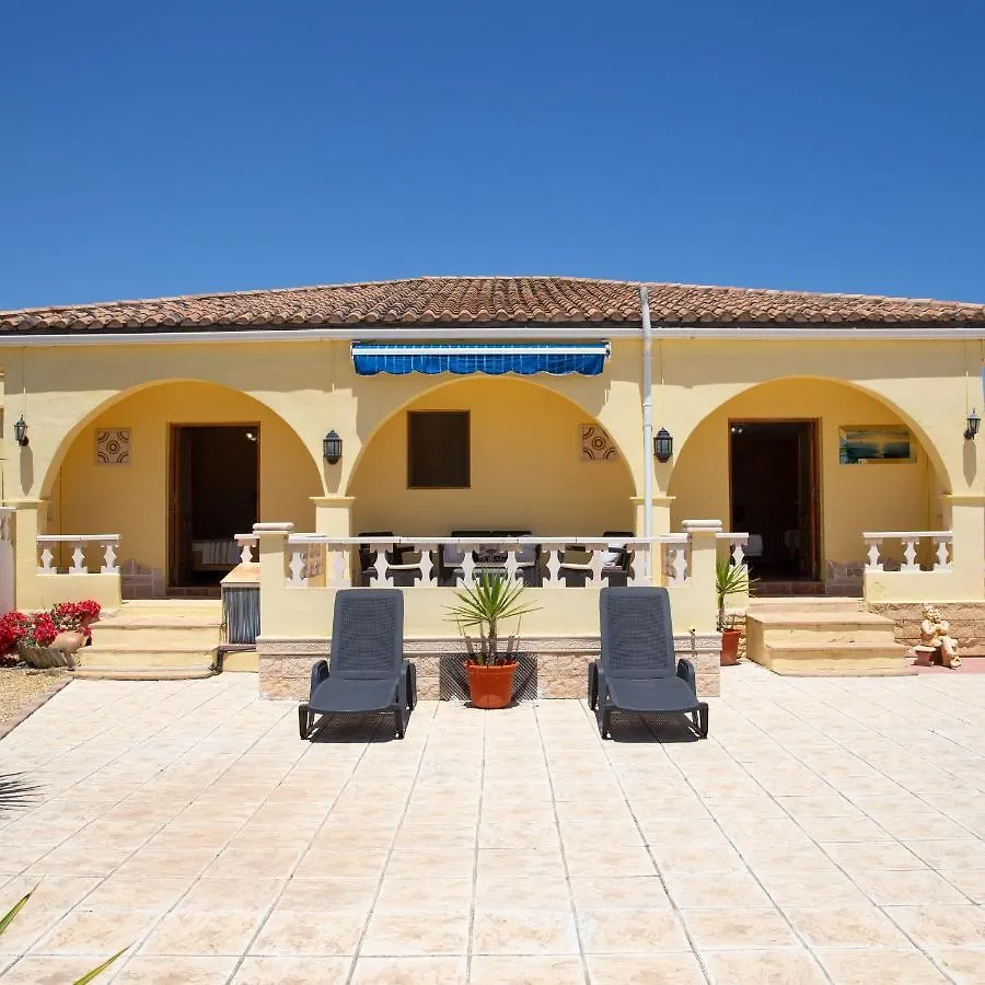 אלמריה Villa Mariana